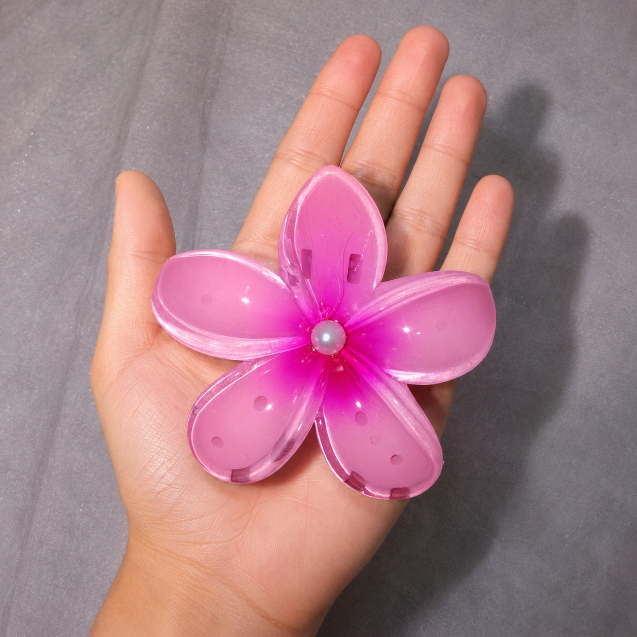 6pcs Flower Hair Claw Clip for Women – Pearl Center Floral Hair Clip (Random Color)